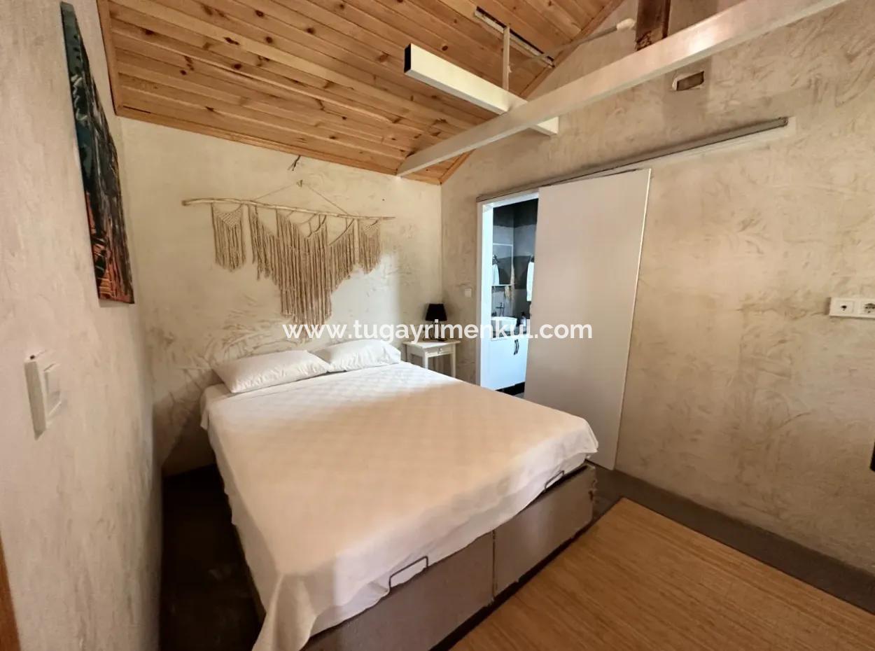 2 Neu Restaurierte Gebäude Auf Einem 1580 M2 Grossen Grundstück In Muğla / Ortaca / Tepearasi Dorf. Dorfhaus